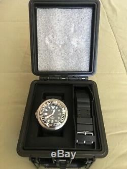 BRAND NEW SEALED CITIZEN ECO DRIVE PRO MASTER DIVER WATCH WithDATE BJ-8050 300m