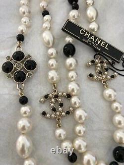 Brand New Authentic CHANEL Long Pearl Crystal CC Gold Necklace