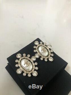Brand New Large Chanel CC Crystal Pearl Huge Classic Stud Gold Earrings Receipt