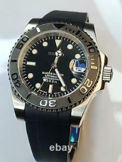 Seiko Silver Yachtmaster Black with Rubber Strap 40mm NH36 Movement Automatic